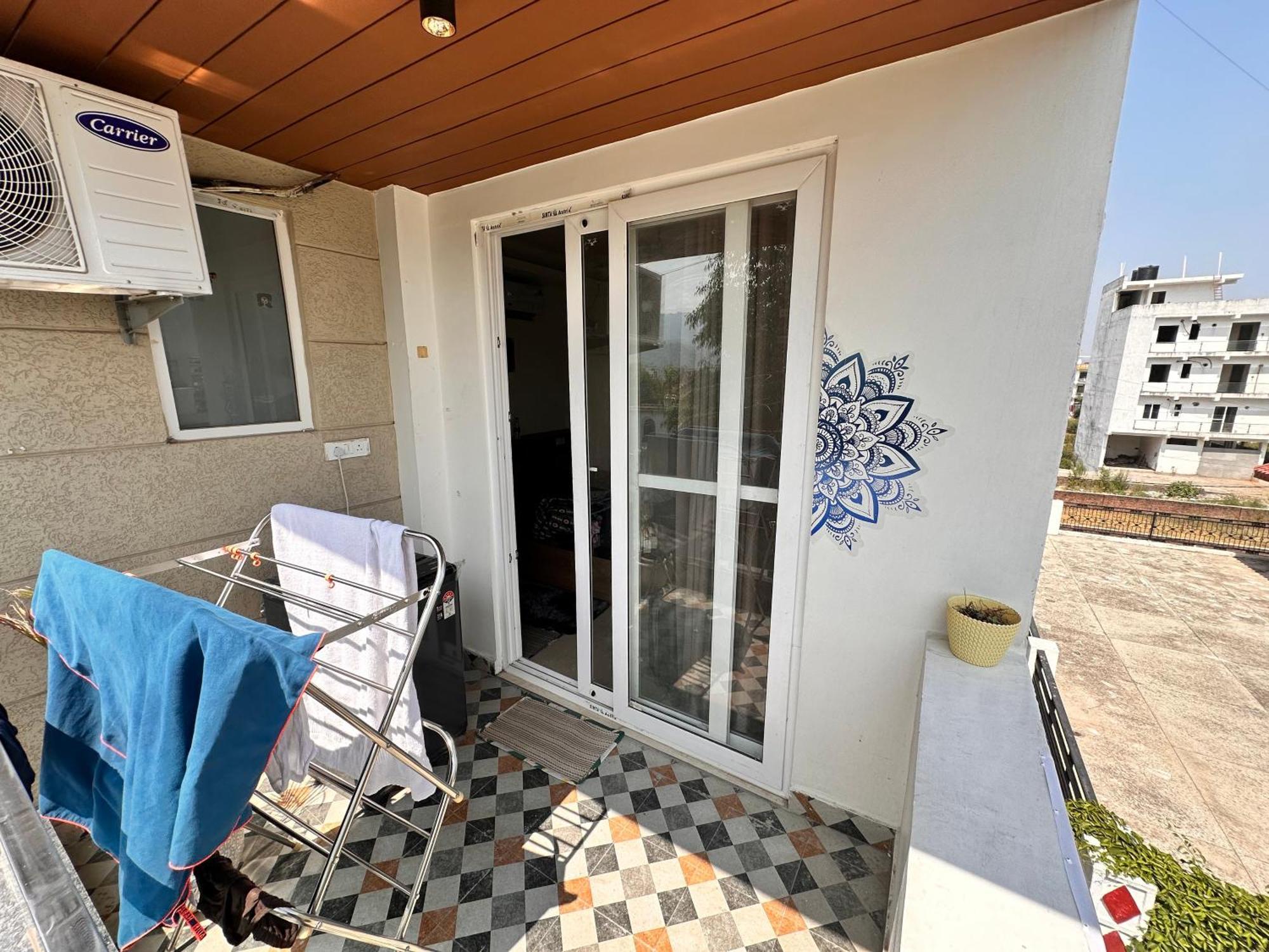 Yoga Retreat At The Ganges In Rishikesh Villa Exterior foto